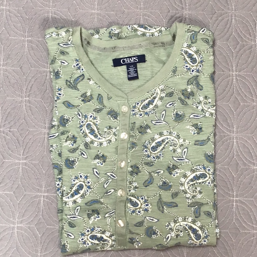 Chaps long sleeve knit top.